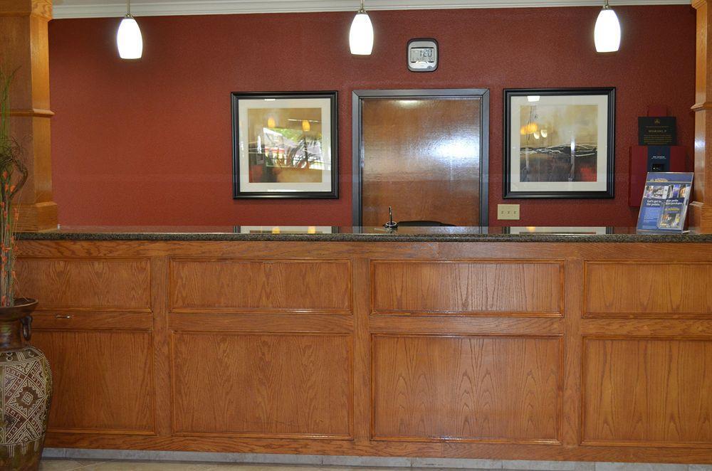 Best Western Plus North Houston Inn & Suites Interior photo