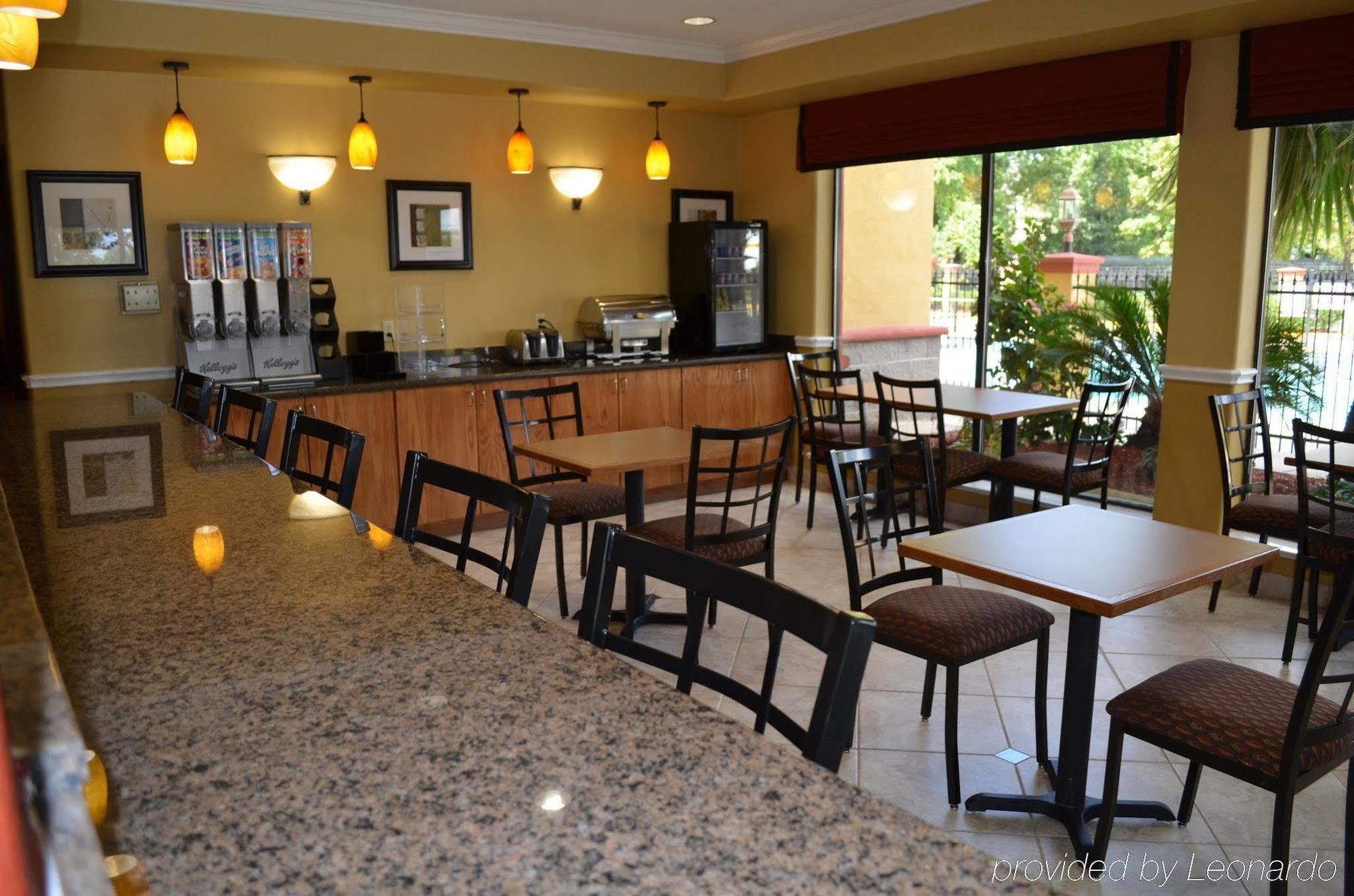 Best Western Plus North Houston Inn & Suites Restaurant photo